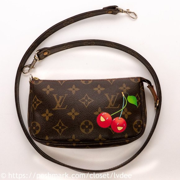⚜️SOLD⚜️ LOUIS VUITTON Monogram Cherries Pochette - Picture 3 of 8